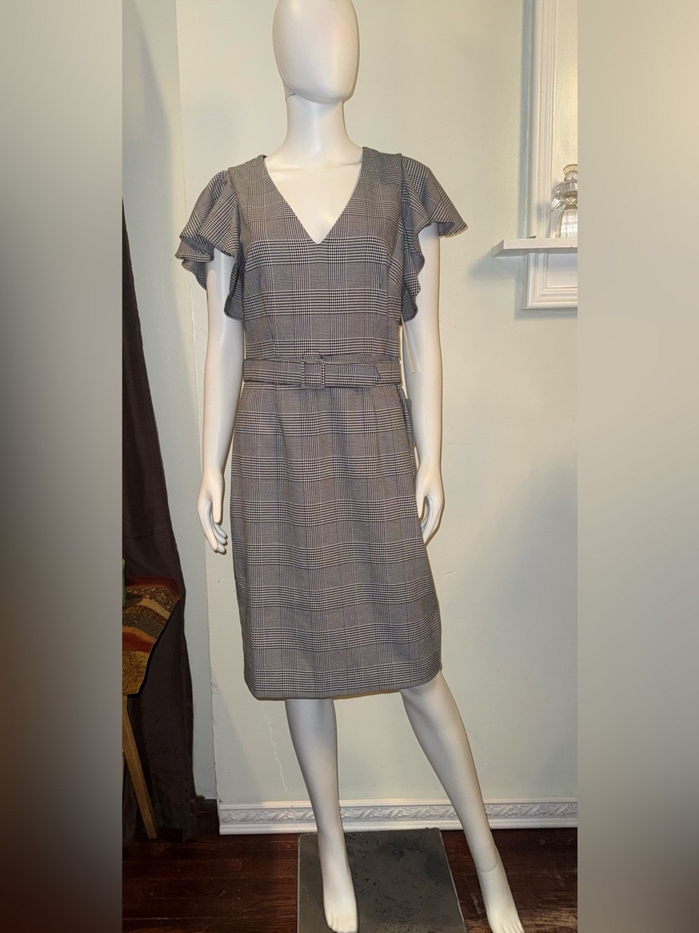 Eliza J Gray Plaid Houndstooth V-Neck Ruffle Sleeve Belted Sheath Dress